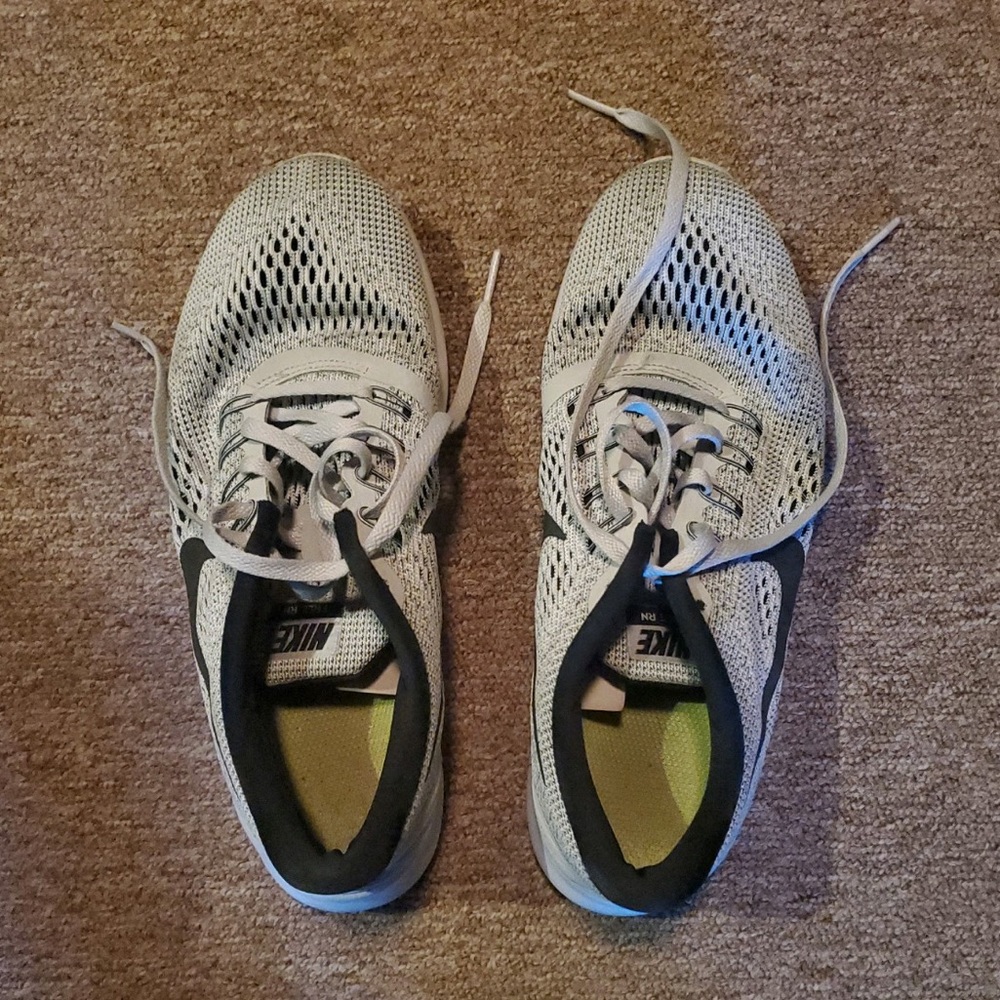 Nike Free RN sneakers